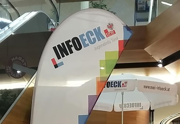 InfoCheckPoint für junge Leute
