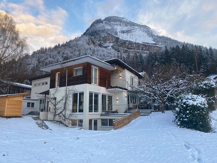Haus mit Pölven
