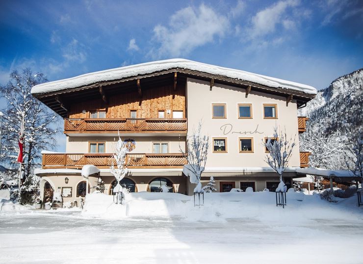 Gasthaus Hotel Dresch Erl im Winterkleid