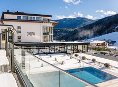Juffing Hotel & Spa
