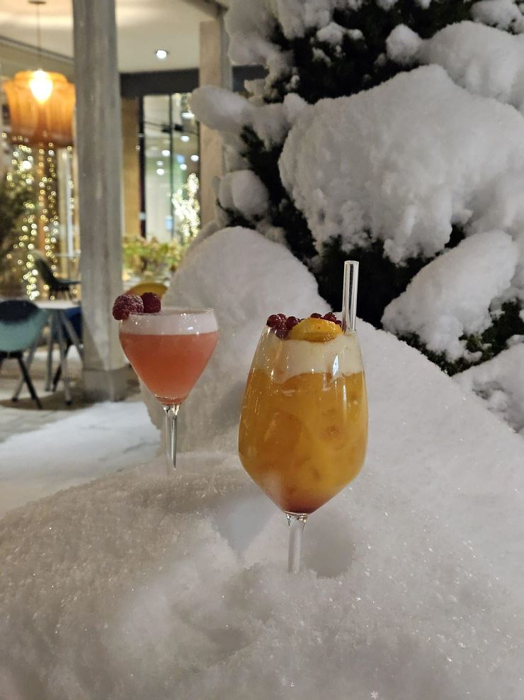 Elephant Kufstein Terrasse mit Brunnen