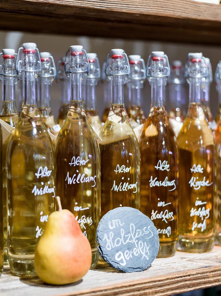 Eingang Tiroler Schmankerlladen Kufstein Essige