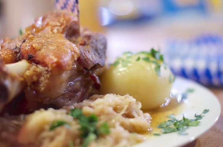 Schweinshaxe